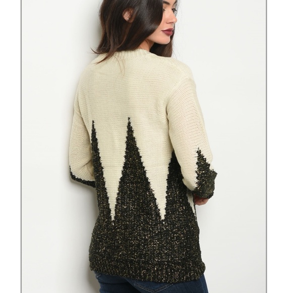 Pull over knit sweater. - Picture 2 of 3